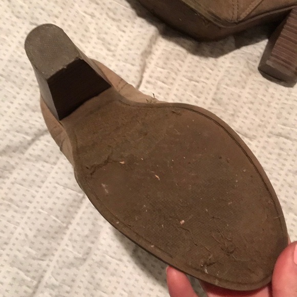 Booties - Picture 4 of 4